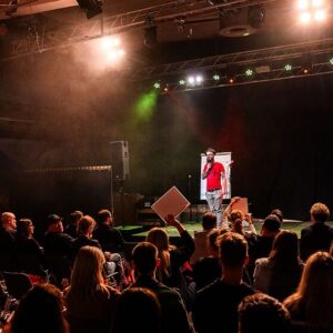 3.. 2.. 1.. ACHTUNG RADIOACTIVESLAM! – POETRY SLAM