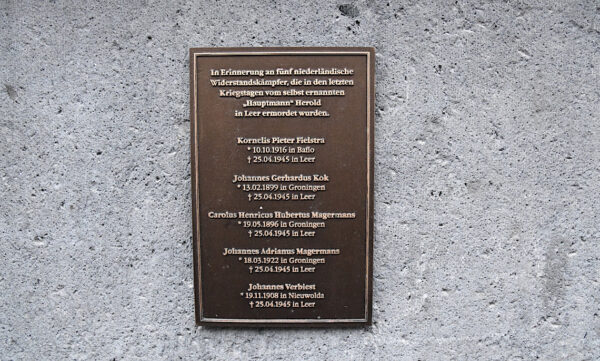 Vortrag zum Gedenken an die fünf ermordeten Widerstandskämpfer im Rathaus in Leer