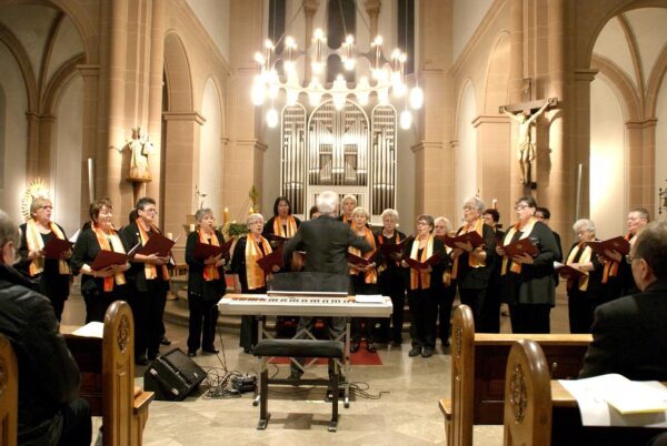 "Tatsächlich...Weihnachten" - Chor-Revue